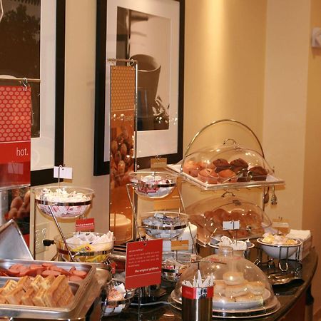 Hampton By Hilton Hotel Brentwood Ngoại thất bức ảnh