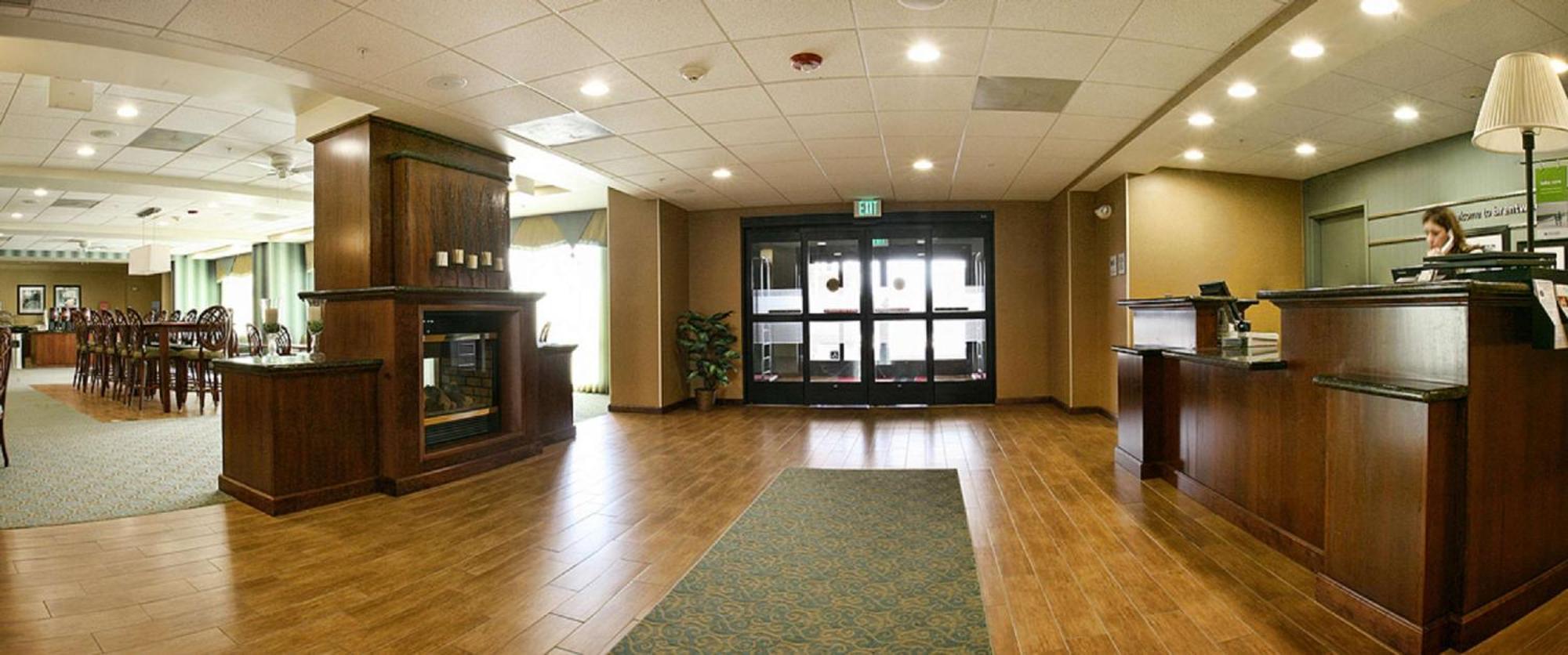 Hampton By Hilton Hotel Brentwood Ngoại thất bức ảnh
